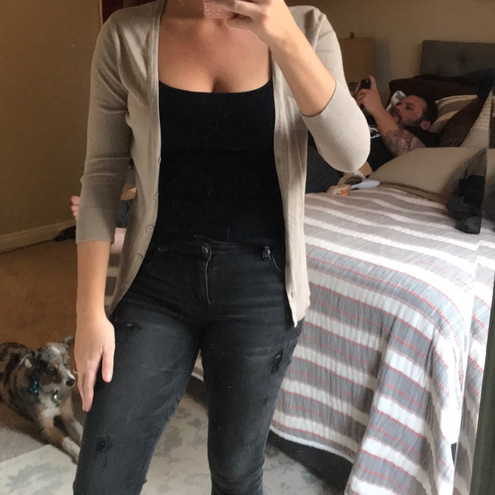 Tan cardigan 3/4 sleeve